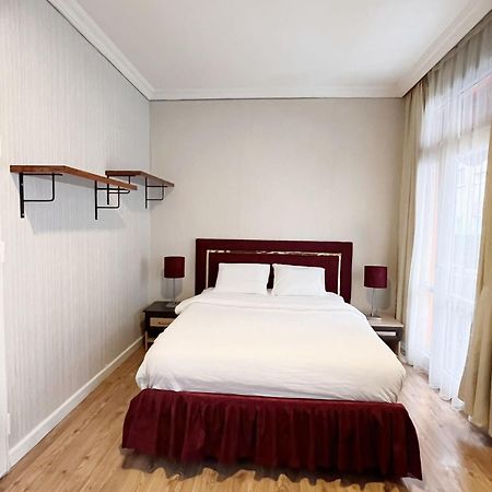 Zebra Hotel Alsancak Smirne Esterno foto